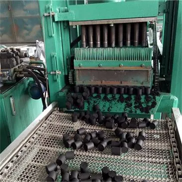 Kaljano anglies tablečių presas