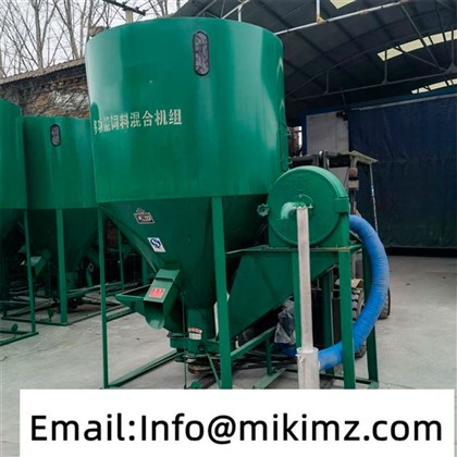 Žemės ūkio mašinų pašarų smulkintuvas ir maišytuvas